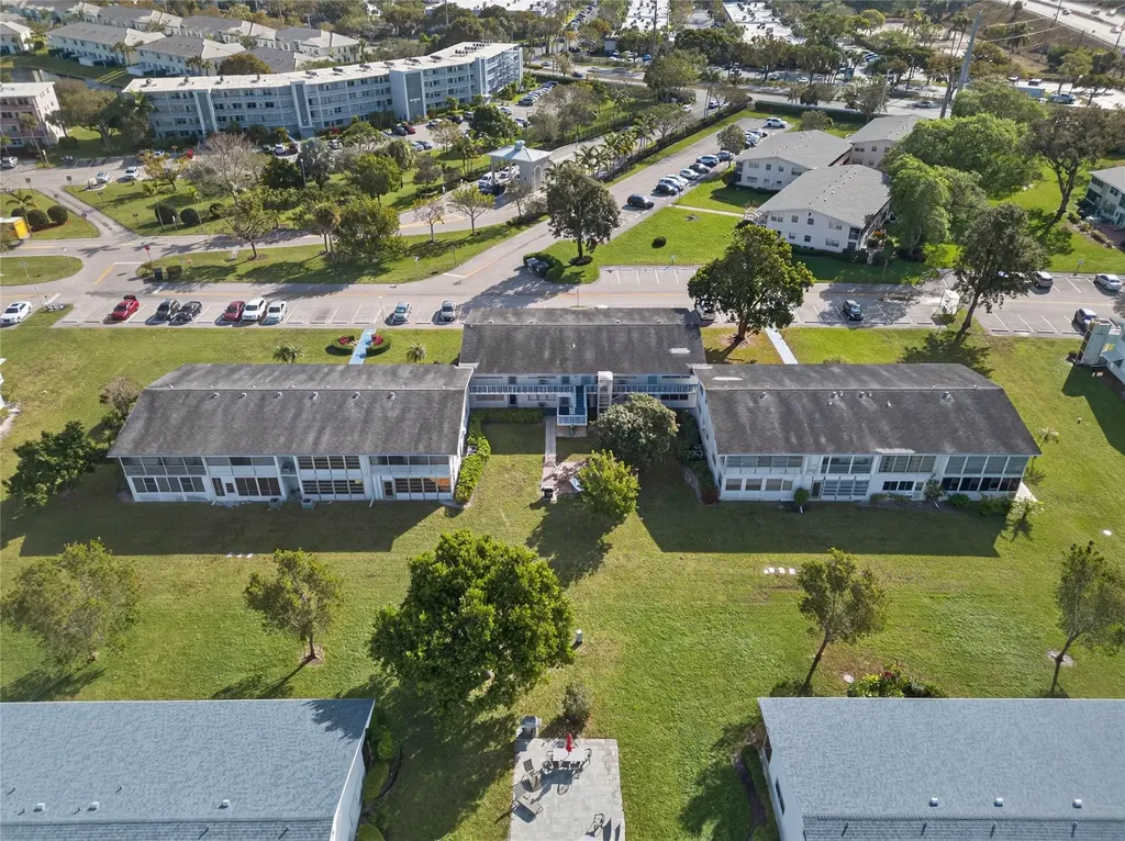 51 Farnham C Deerfield Beach FL 33442