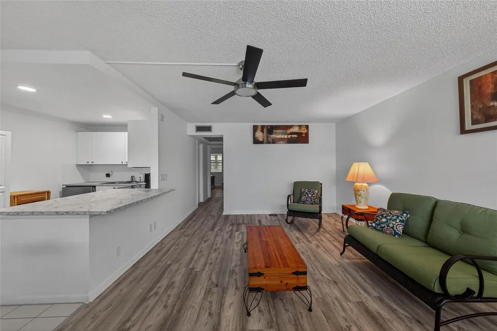 51 Farnham C Deerfield Beach FL 33442