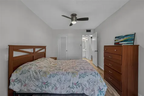 51 Farnham C Deerfield Beach FL 33442