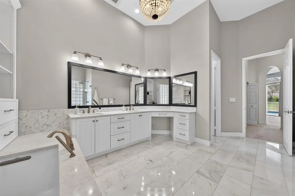 6897 NW 107th Terrace Parkland FL 33076
