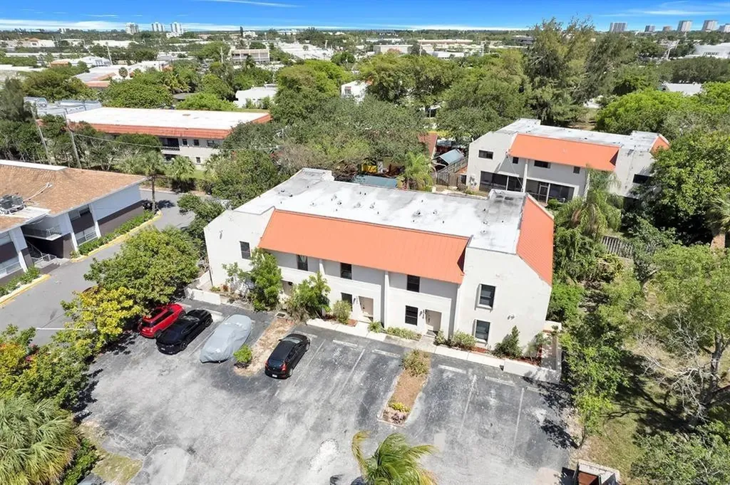 1700 NW 4th Avenue Boca Raton FL 33432