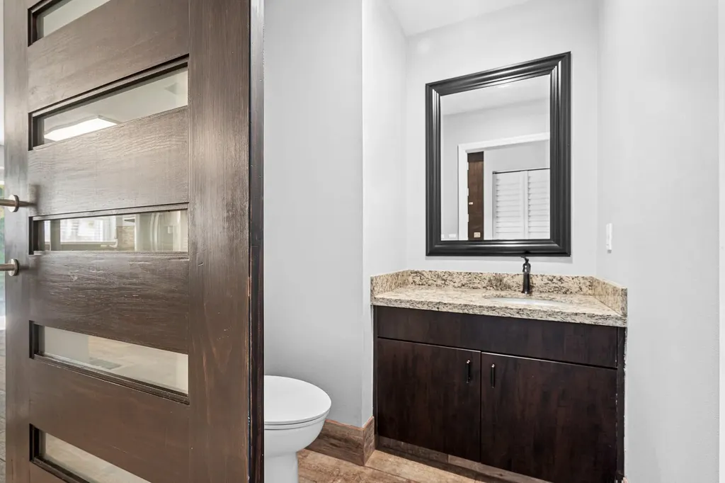 601 Lakeshore Terrace Davie FL 33325