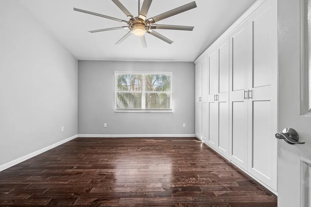 601 Lakeshore Terrace Davie FL 33325