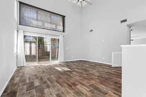 601 Lakeshore Terrace Davie FL 33325