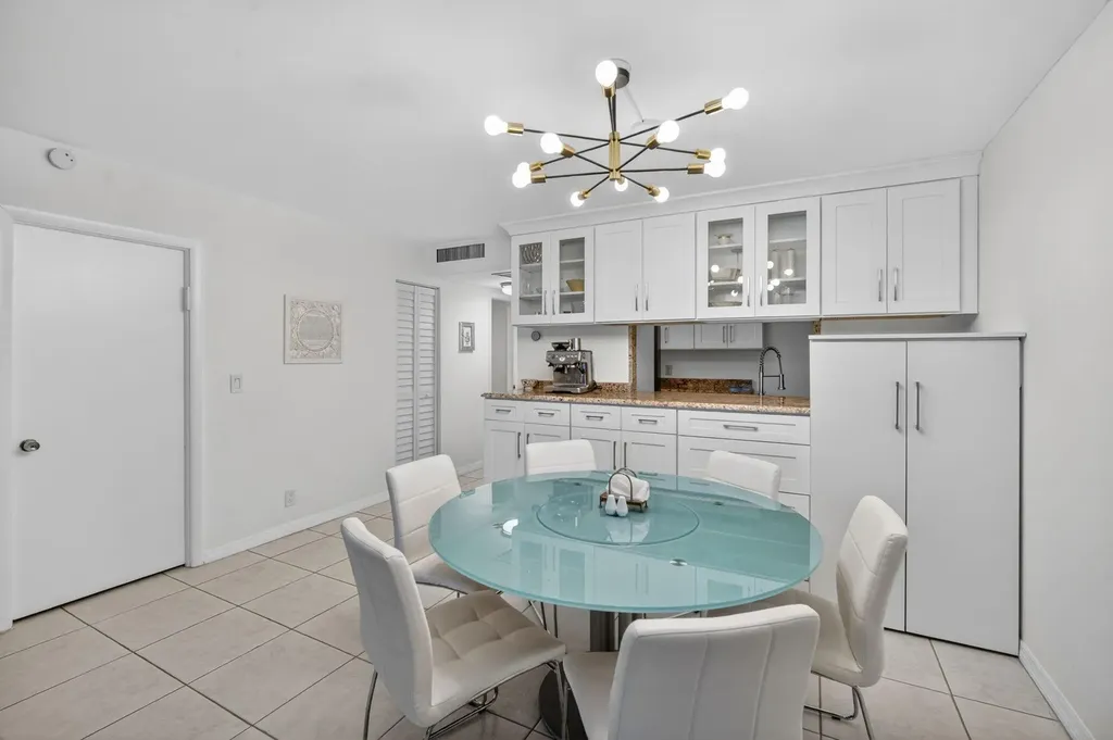 3900 N Hills Drive Hollywood FL 33021