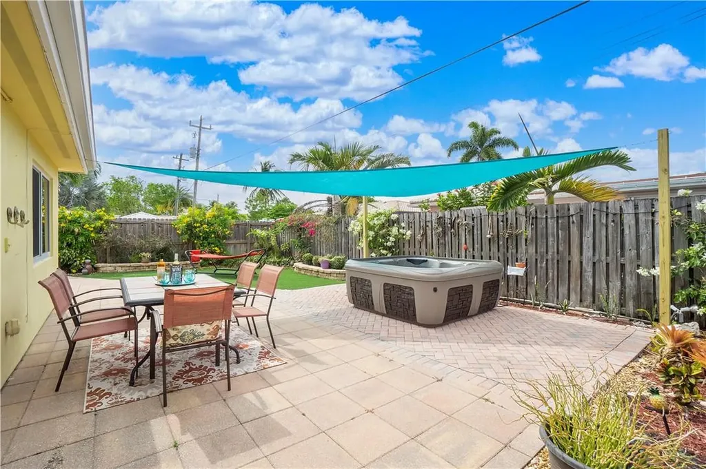 161 SE 5th Court Pompano Beach FL 33060