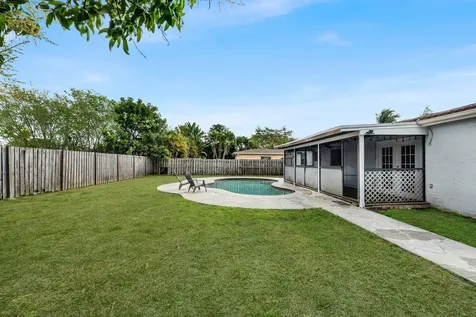 10901 Granite Street Boca Raton FL 33428
