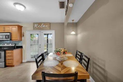 10901 Granite Street Boca Raton FL 33428