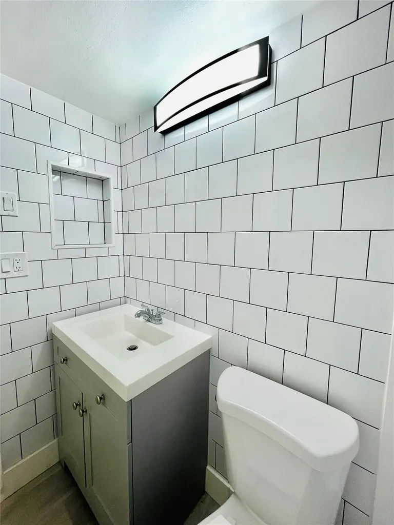 257 S Cypress Road Pompano Beach FL 33060
