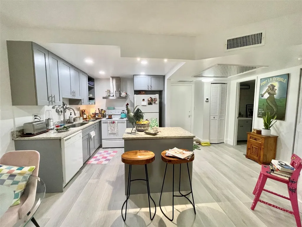 257 S Cypress Road Pompano Beach FL 33060