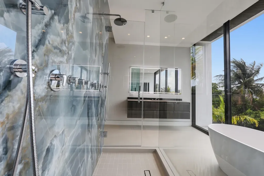 930 S Shore Drive Miami Beach FL 33141