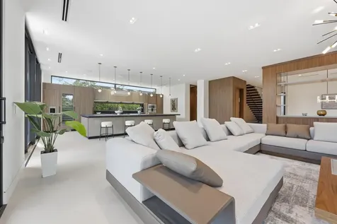 930 S Shore Drive Miami Beach FL 33141