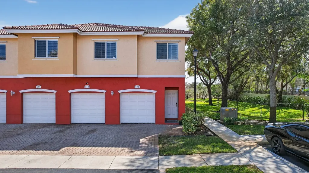 7400 Palomino Drive Hollywood FL 33024