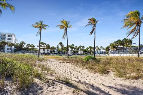 4546-4560 El Mar Drive Lauderdale By The Sea FL 33308