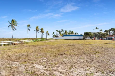 4546-4560 El Mar Drive Lauderdale By The Sea FL 33308