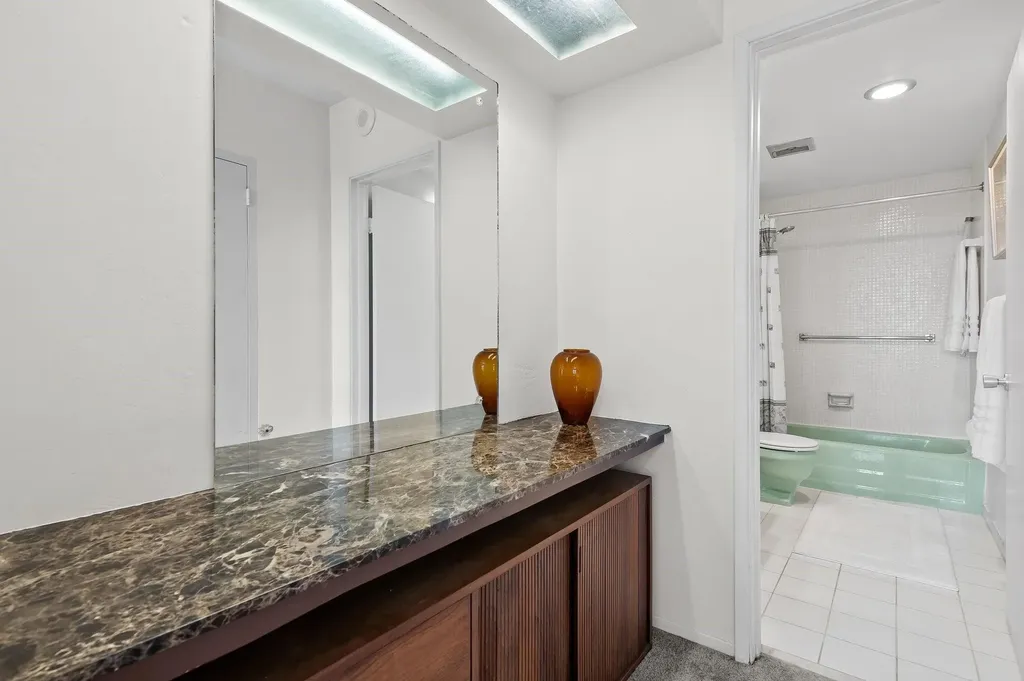 3200 NE 36th Street Fort Lauderdale FL 33308