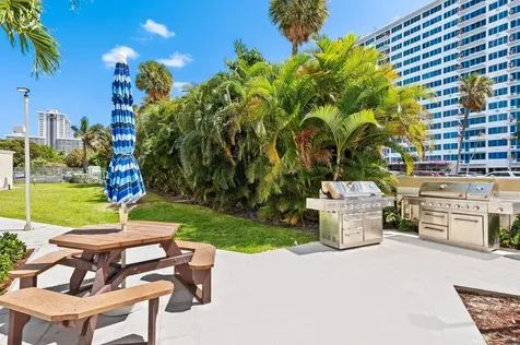 3200 NE 36th Street Fort Lauderdale FL 33308