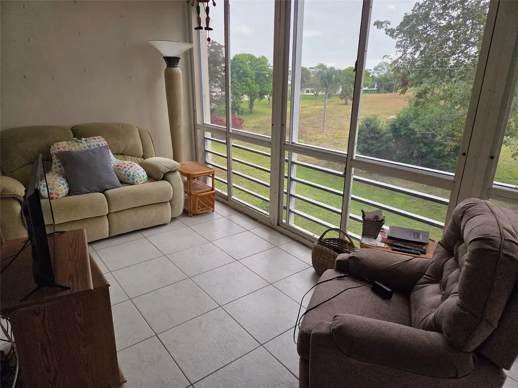 3049 Ventnor O Deerfield Beach FL 33442