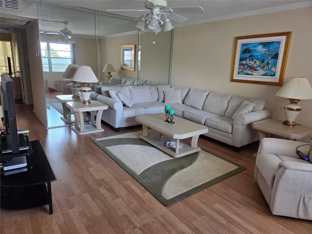 3049 Ventnor O Deerfield Beach FL 33442