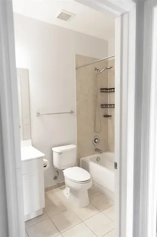 6134 Grand Cypress Circle E Coconut Creek FL 33073