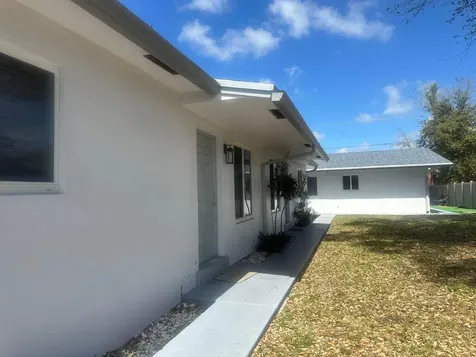 6109 SW 30th Street Miramar FL 33023