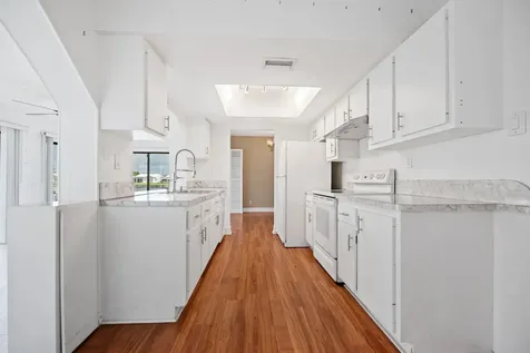 5807 NW 85th Avenue Tamarac FL 33321