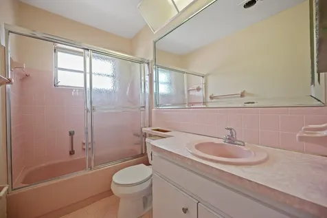 5807 NW 85th Avenue Tamarac FL 33321