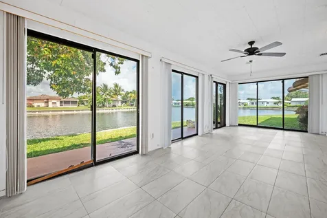 5807 NW 85th Avenue Tamarac FL 33321