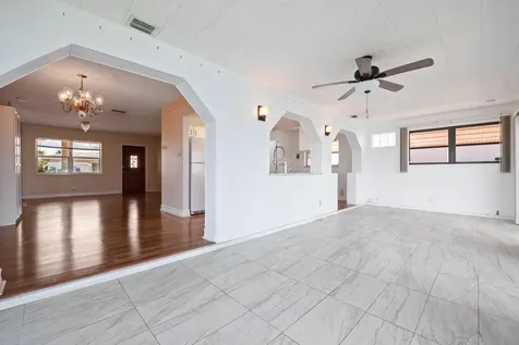 5807 NW 85th Avenue Tamarac FL 33321