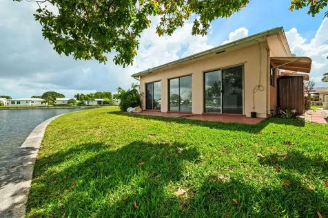 5807 NW 85th Avenue Tamarac FL 33321