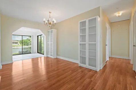 5807 NW 85th Avenue Tamarac FL 33321