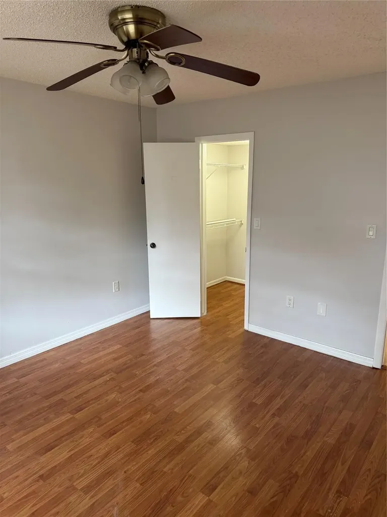 8601 NW 34th Place Sunrise FL 33351