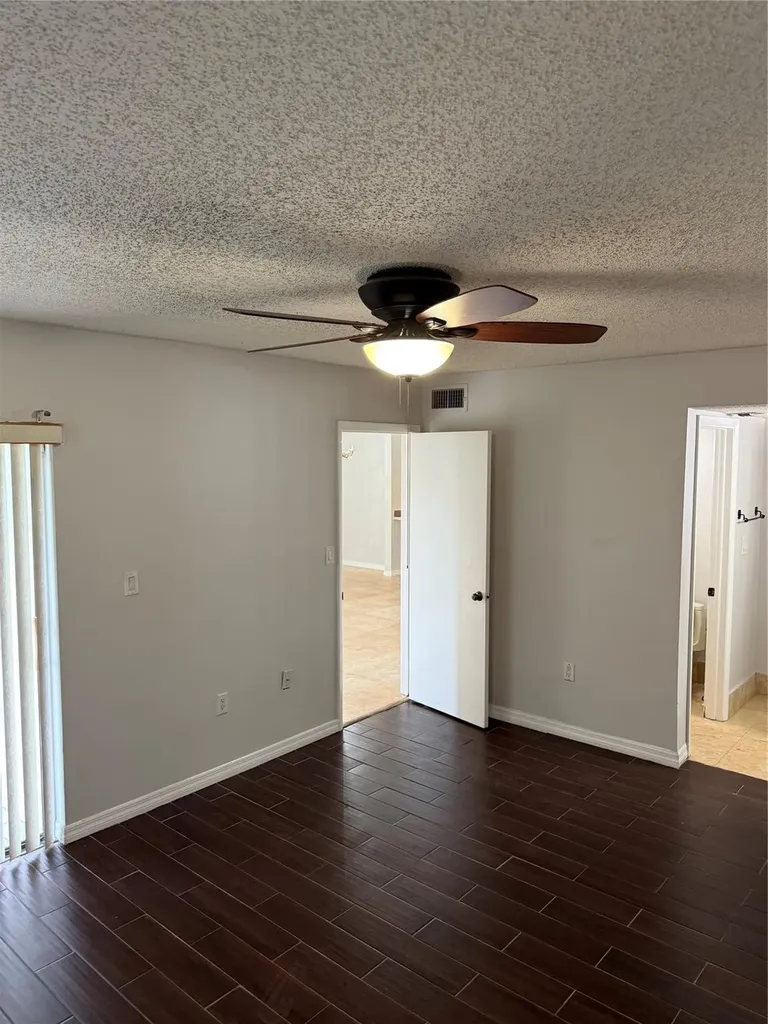 8601 NW 34th Place Sunrise FL 33351