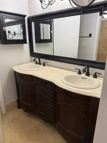 8601 NW 34th Place Sunrise FL 33351