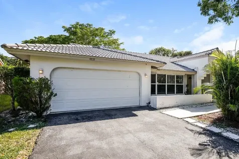 4533 NW 88th Terrace Coral Springs FL 33065