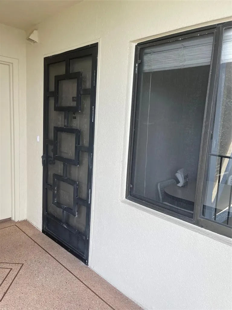 7290 Kinghurst Drive Delray Beach FL 33446