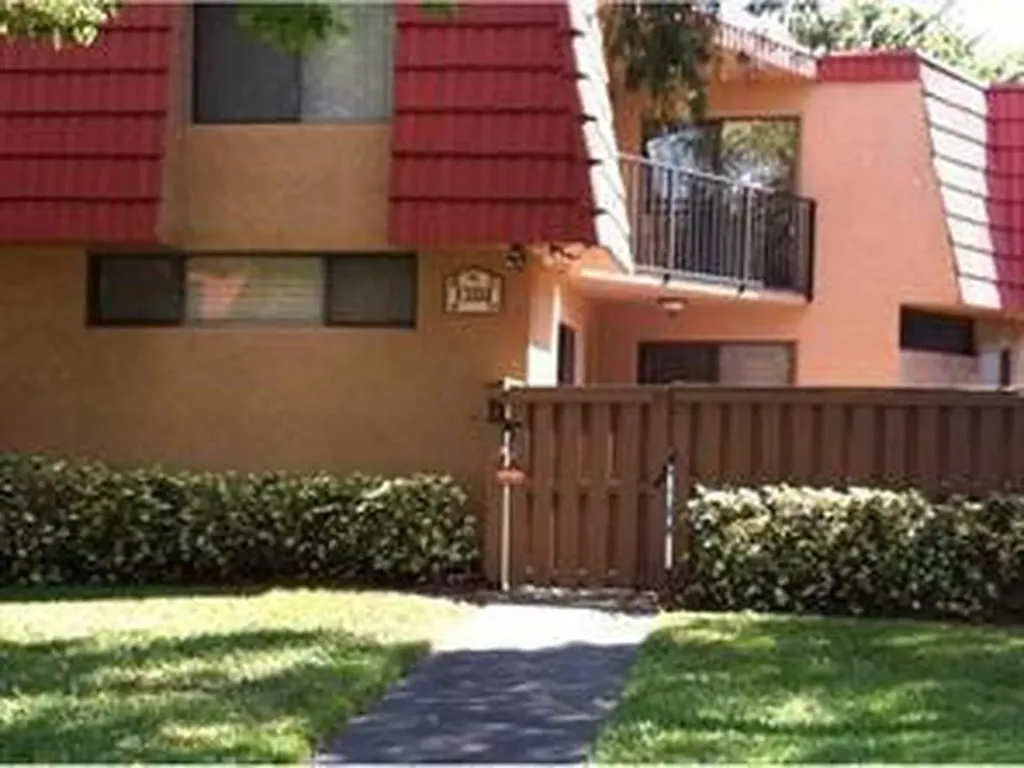 8117 Severn Drive Boca Raton FL 33433