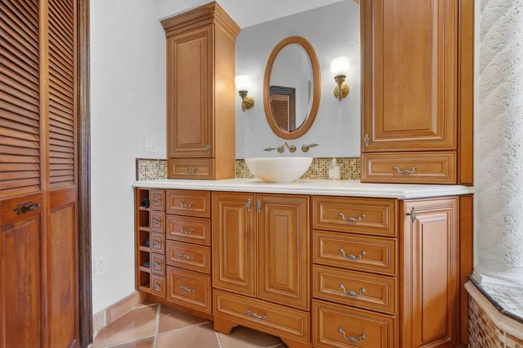 5720 SW 33rd Terrace Hollywood FL 33312