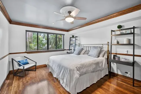 5720 SW 33rd Terrace Hollywood FL 33312