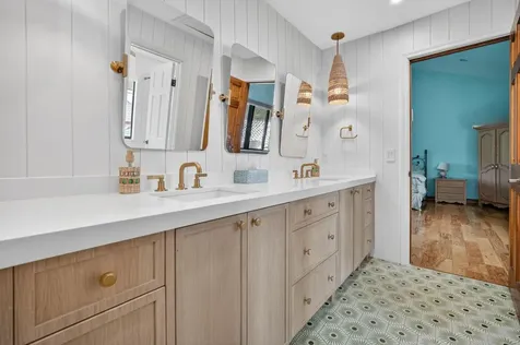 5720 SW 33rd Terrace Hollywood FL 33312