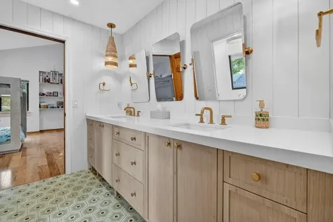 5720 SW 33rd Terrace Hollywood FL 33312
