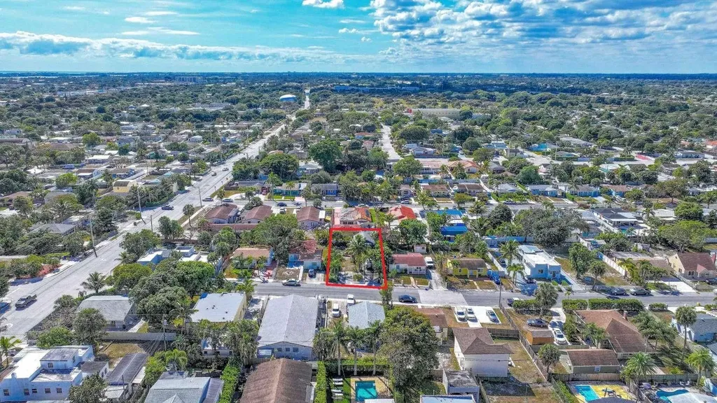 920 Selkirk Street West Palm Beach FL 33405