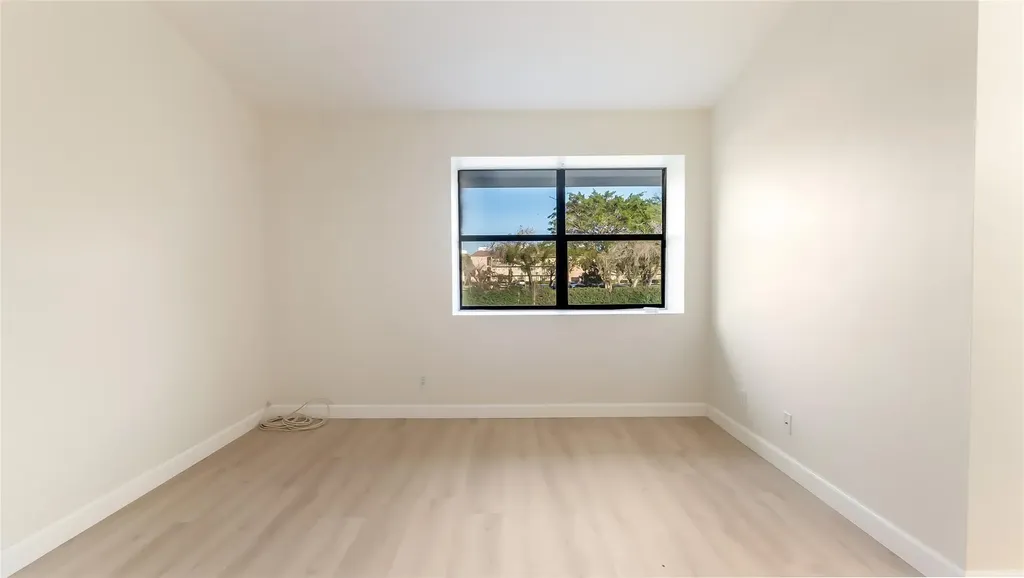 4979 NW 82nd Avenue Fort Lauderdale FL 33351