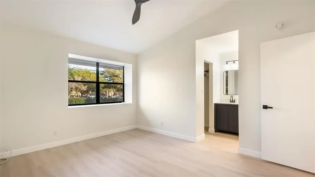 4979 NW 82nd Avenue Fort Lauderdale FL 33351