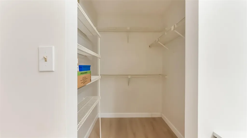 4979 NW 82nd Avenue Fort Lauderdale FL 33351