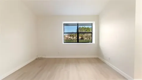 4979 NW 82nd Avenue Fort Lauderdale FL 33351