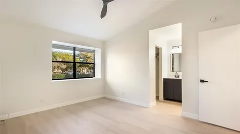 4979 NW 82nd Avenue Fort Lauderdale FL 33351