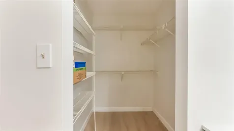 4979 NW 82nd Avenue Fort Lauderdale FL 33351