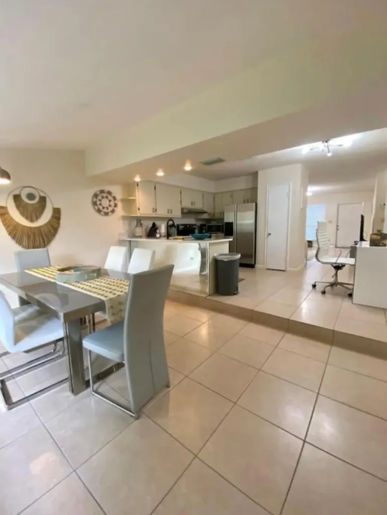 1641 NE 55th Street Fort Lauderdale FL 33334