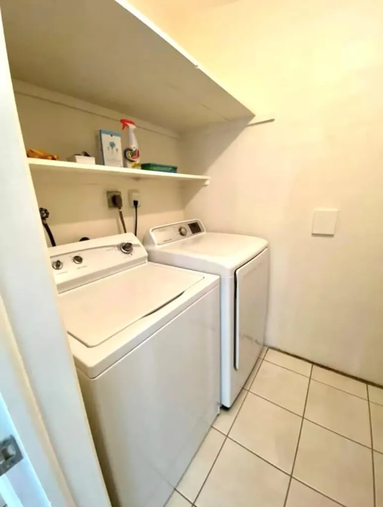 1641 NE 55th Street Fort Lauderdale FL 33334